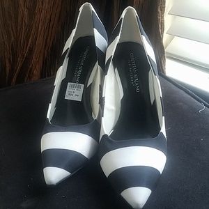 Black and white striped pumps